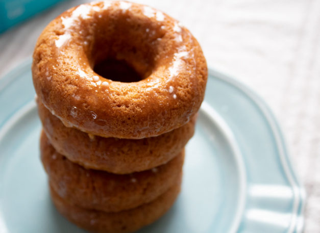 carrot cake donuts