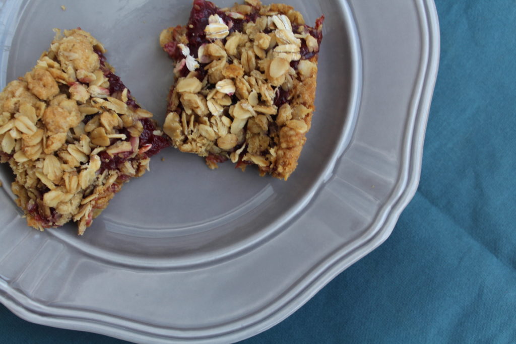 gluten free vegan raspberry oat bars 